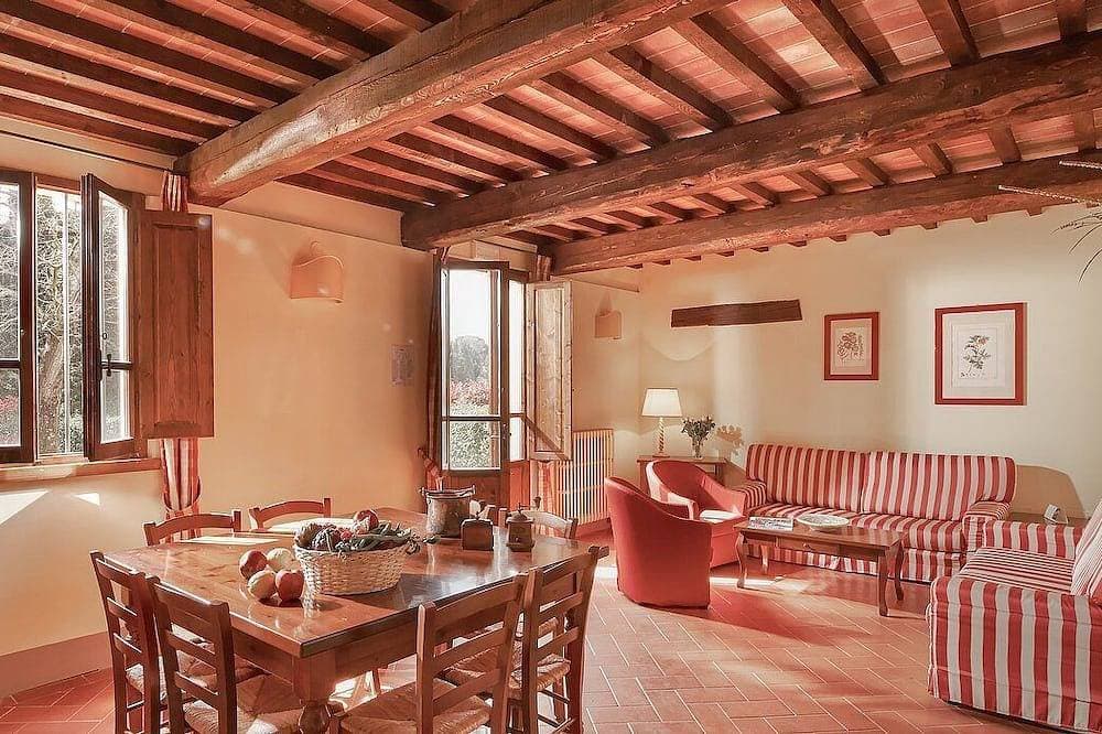 Foto 12 von 26: Casa Ramisia A: A characteristic and welcoming two-story apartment surrounded by a wonderful park, with Free Wi-Fi.