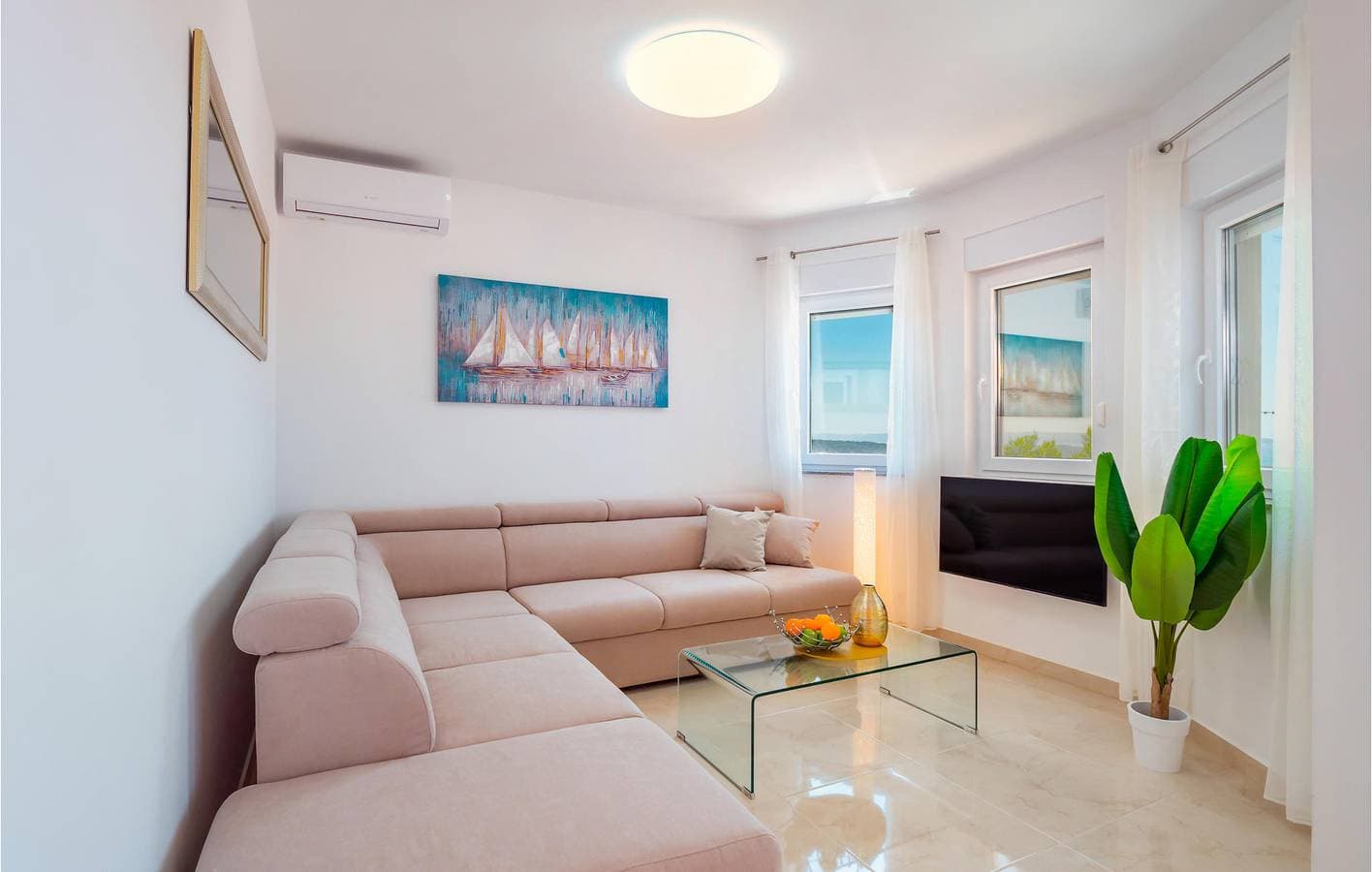 Foto 4 von 29: Gemütliche 1-Zimmer-Wohnung mit Meerblick, WLAN und Parkplatz, 1 km vom Strand entfernt