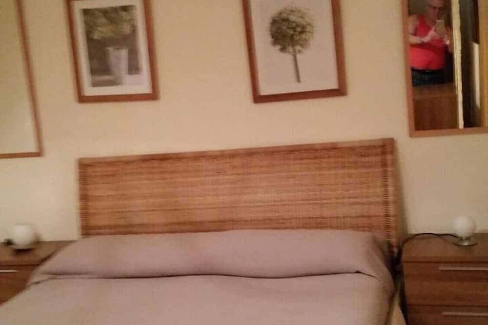 Foto 2 von 24: Very spacious bungalow with terrace, sea views, community pool and jacuzzi.