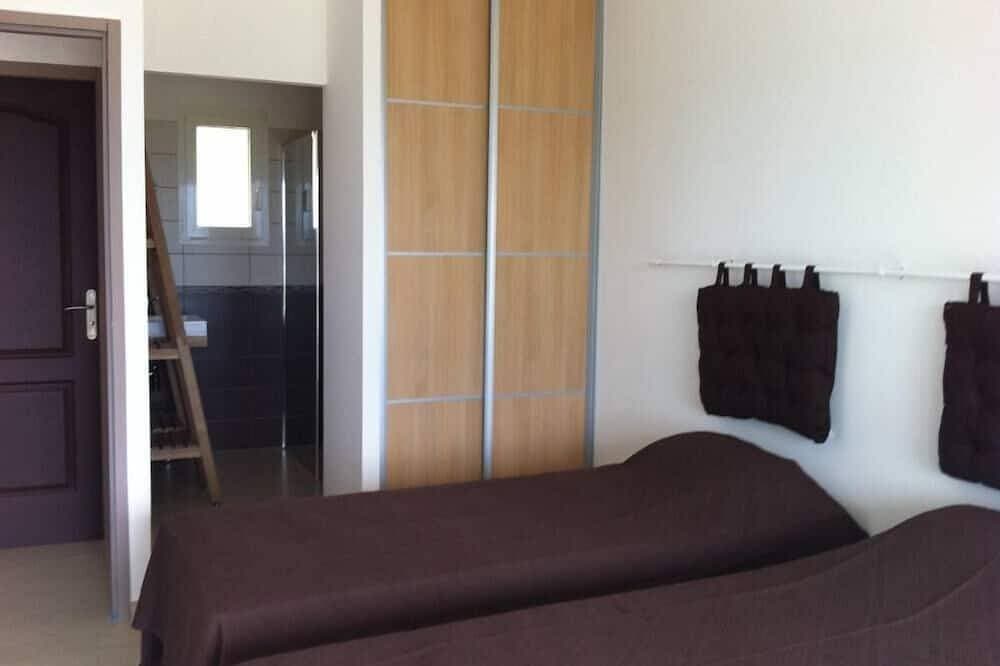 Foto 2 von 29: Villa in der Nähe von den Stränden des Golfs von Valinco, Catering 4 *