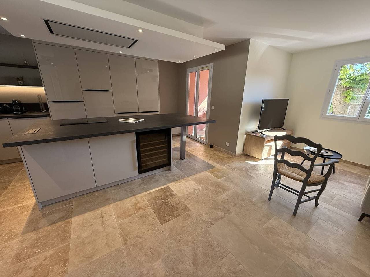 Foto 4 von 15: Haus mit 2 Schlafzimmern, Garten und Meerblick in La Croix-Valmer