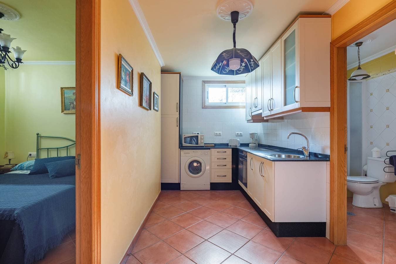 Foto 10 von 28: "Apartamento con jardin en un chale" mit Bergblick, WLAN, Garten und Terrasse