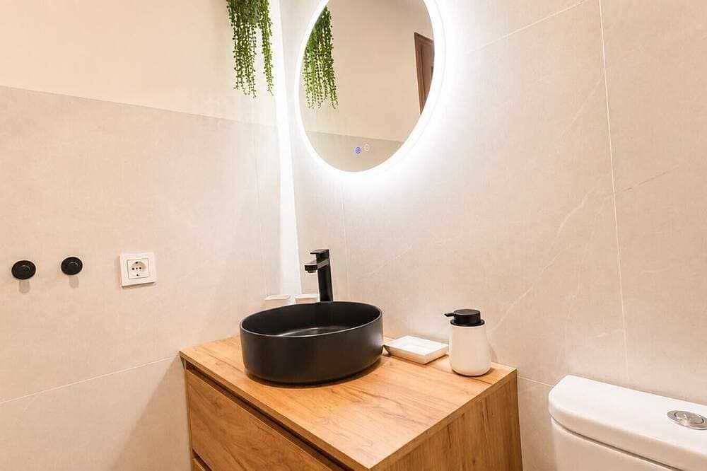 Foto 13 von 30: Casa Vega Vera Playa | Primera Línea de Playa | Beachtfront luxury Apartment with garden