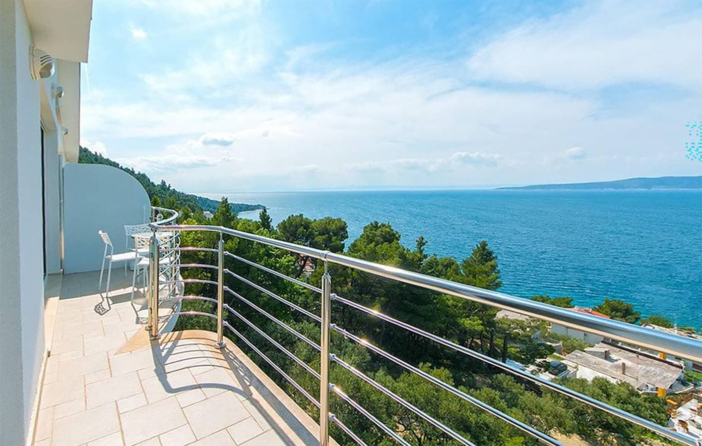 Gemütliches Apartment mit Meerblick, WLAN, Parkplatz und Küche – 2,5 km vom Strand entfernt 1