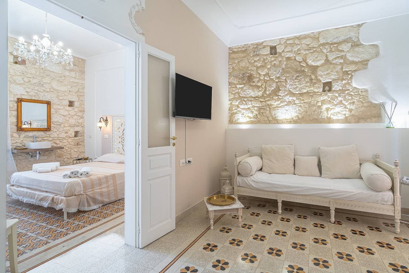 Foto 13 von 35: Ferienwohnung 'Mille E Una Notte - Suoni D'Acqua' mit Privatterrasse, Wi-Fi und Klimaanlage