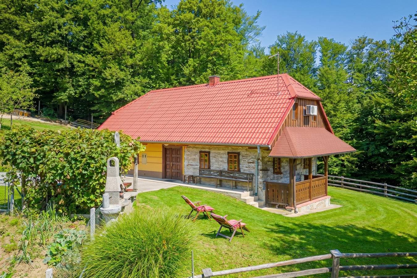 Kunstek Farmhouse w/ Private Sauna 1