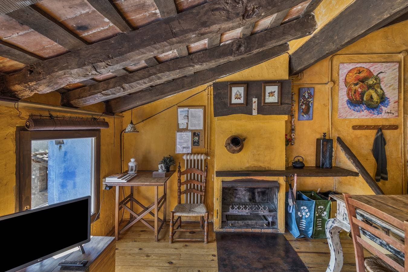 Foto 7 von 35: Ferienhaus 'El Colomar, El Reixac Casa Rural' mit Bergblick, Gemeinschaftspool und WLAN