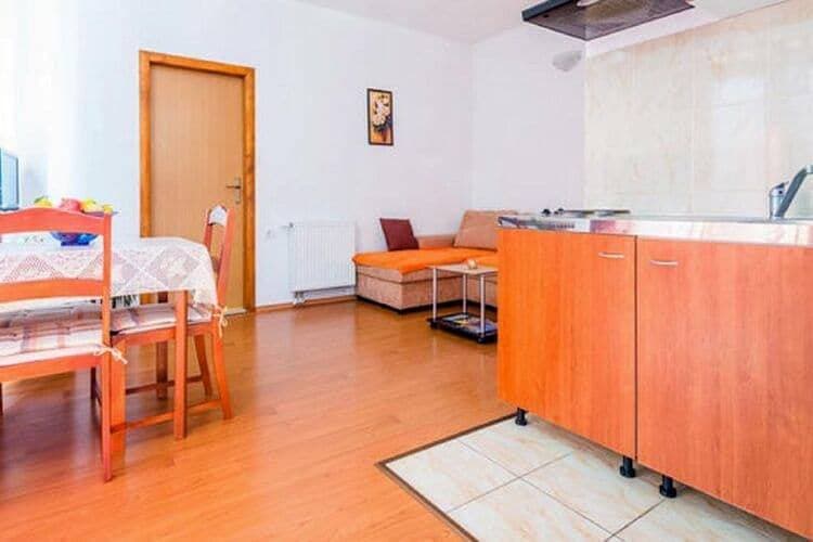 Foto 10 von 29: Guest House Fontana - Standard One Bedroom Apartment with Balcony and Sea View