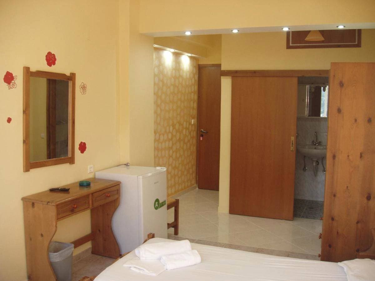 Foto 4 von 8: Deluxe Triple Room with Sea View