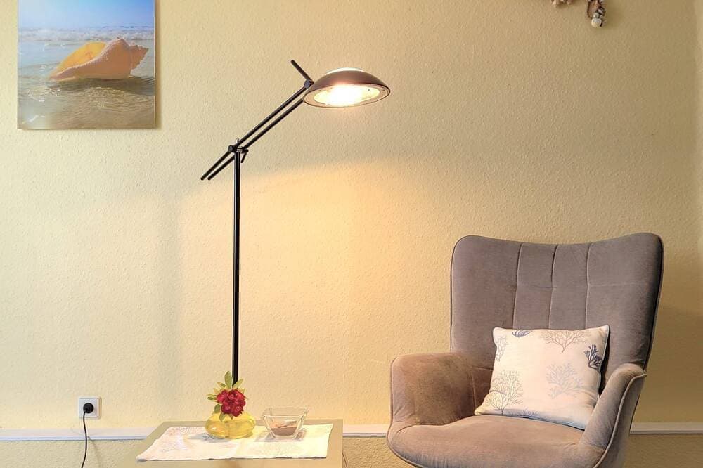 Foto 7 von 11: Charmante Wohnung \"Brücke\" - mit Seeblick und Liegewiese direkt am See