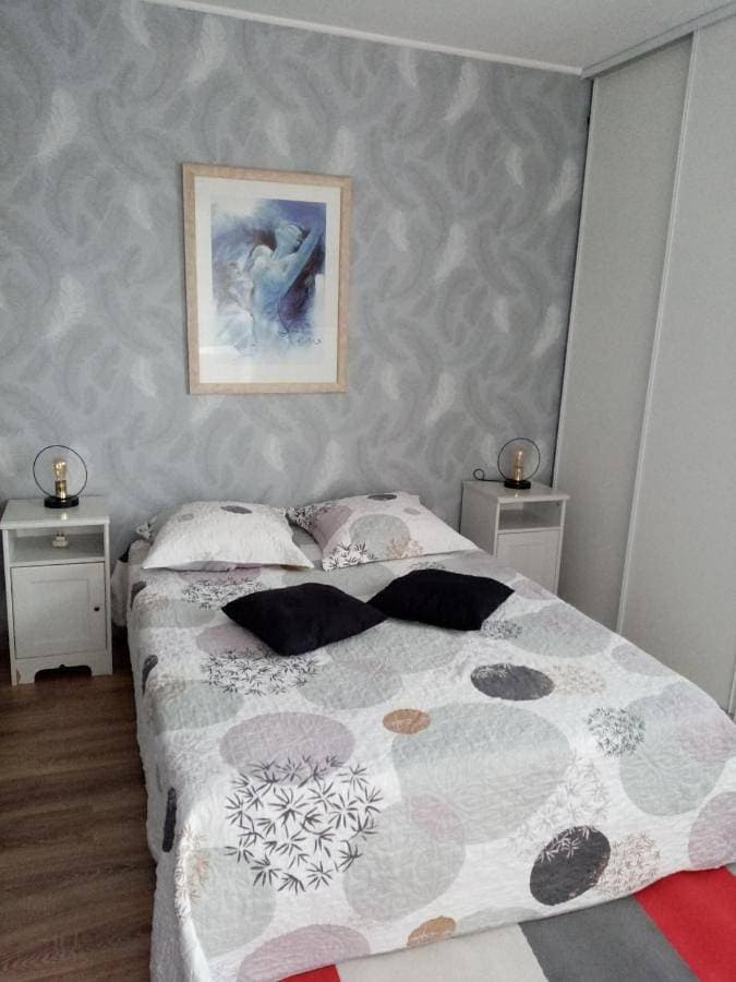 Foto 3 von 25: Two-Bedroom Apartment