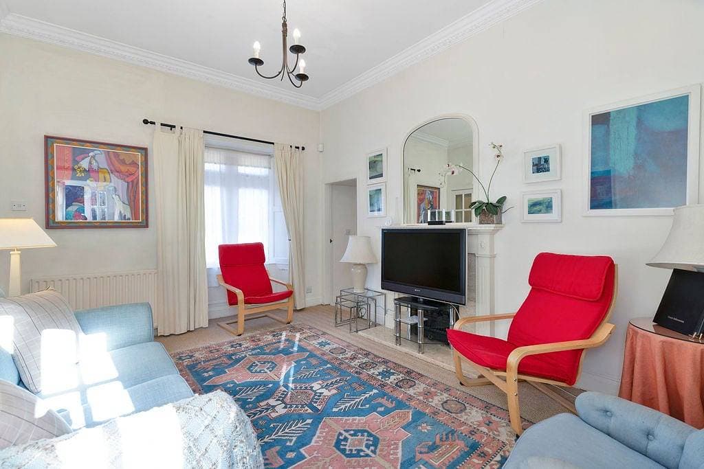 Foto 7 von 38: GuestReady - Peaceful 2Br near Holyrood Park