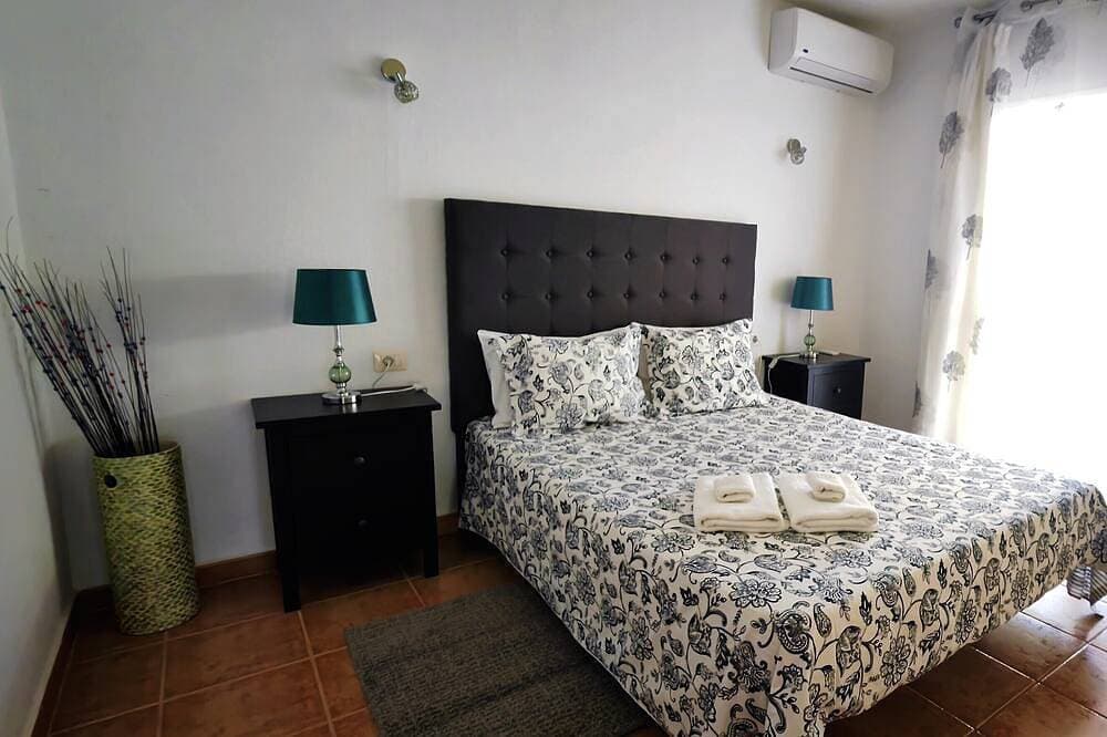 Foto 5 von 28: Villa Iris - Drei Schlafzimmer Chalet, Schläft 5