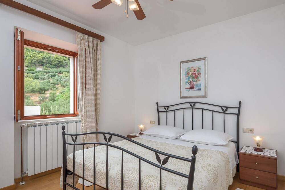 Foto 6 von 30: Umweltfreundliche erstaunliche Villa mit Meerblick, Pool, Spielplatz, Selbstpflückgarten...