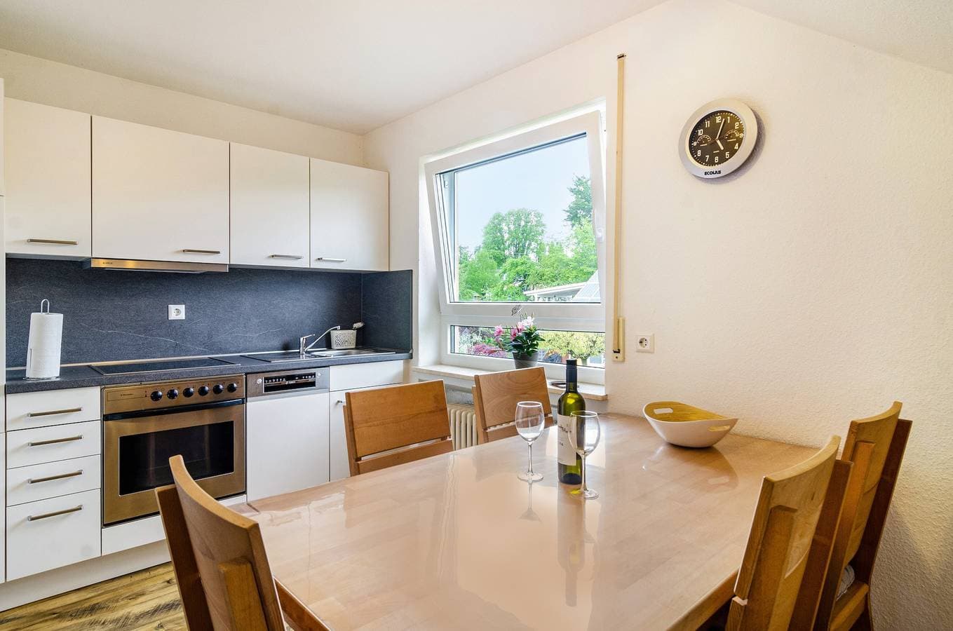 Foto 10 von 36: Ferienwohnung "Am Birnbaum" mit schönem Balkon und WLAN