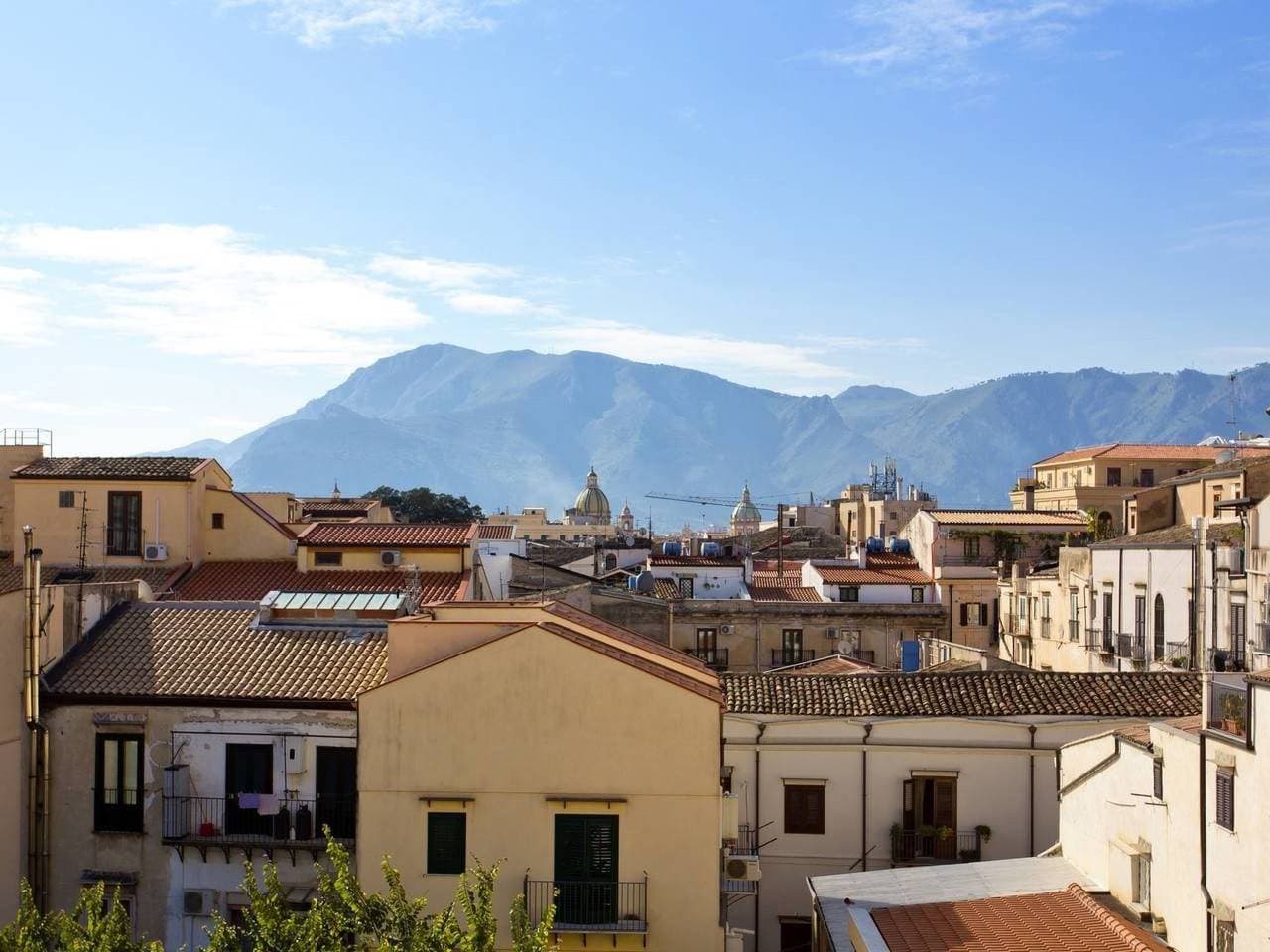Wohnung im Stadtzentrum von Palermo, nur einen Steinwurf vom Teatro Massimo ent 1
