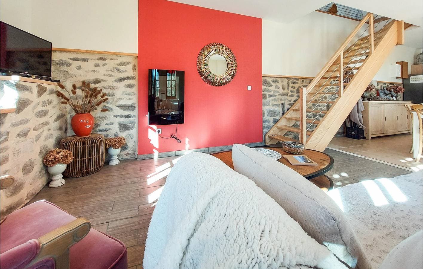 Foto 6 von 30: Gemütliche 90qm Vermietung mit Parkplatz, Garten & WiFi - nur 1km zum Strand!
