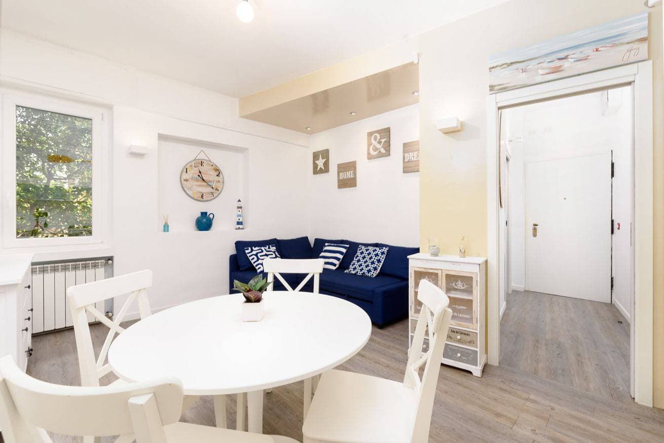 Foto 3 von 25: Diamante Sea Apartment – Elegance by the Sea