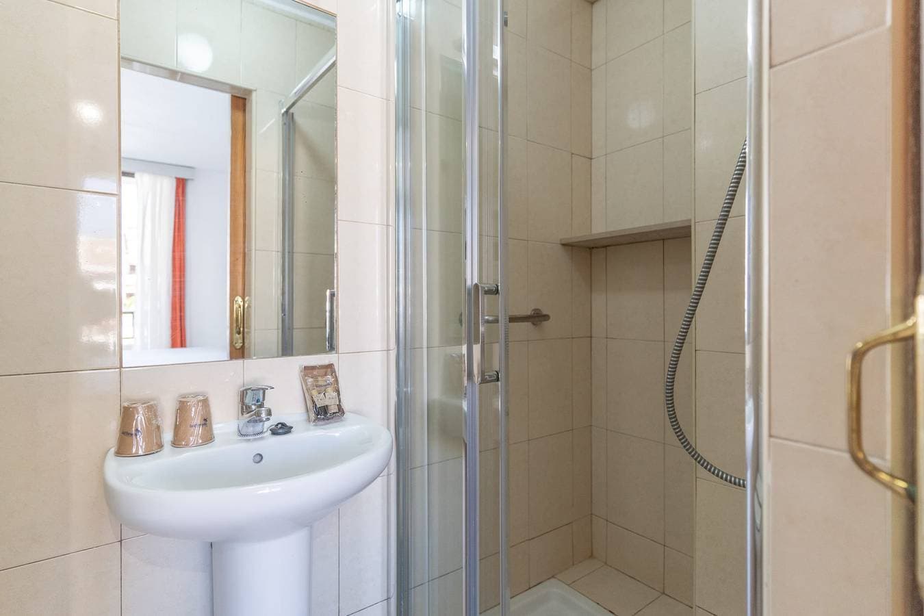 Foto 11 von 20: Ferienwohnung für 4 Personen mit Balkon
