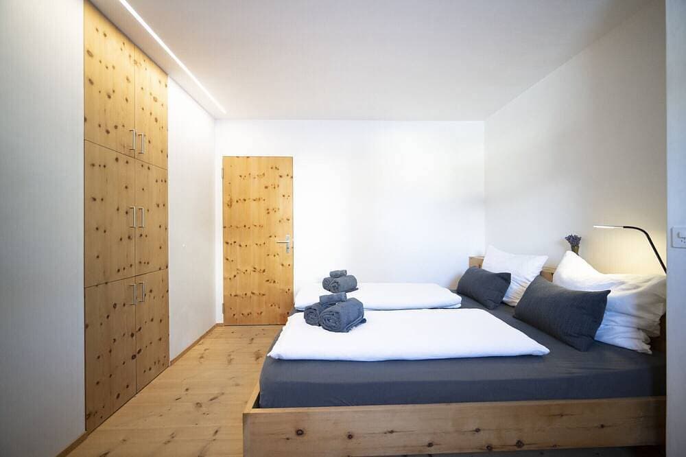 Foto 9 von 30: Chasa Vital - Hochwertige Ferienwohnung mit elegantem Ambiente in Sent