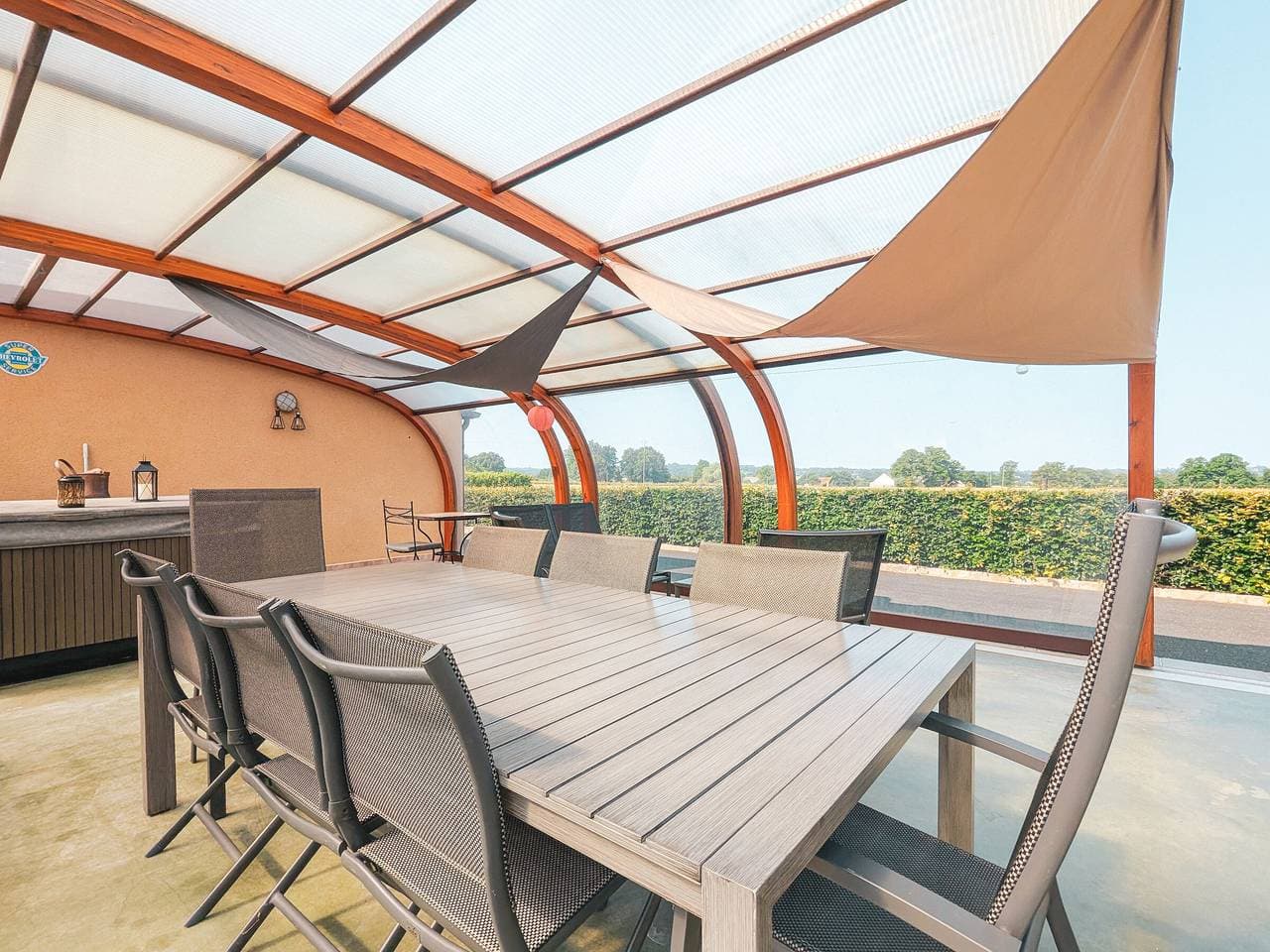 Foto 7 von 36: Gemütliches Ferienhaus in der Berry-Region mit Garten, Terrasse, Spielzimmer und Nahe Golf Spa