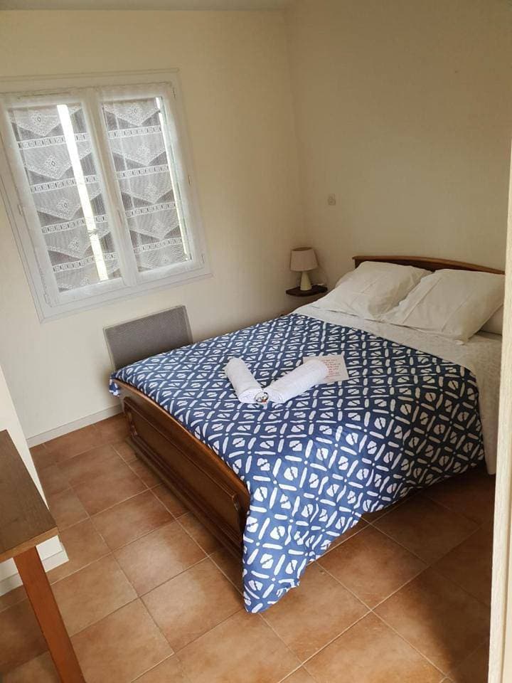Foto 10 von 18: Double Room with Private Bathroom