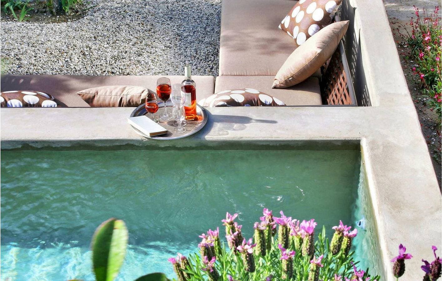 Foto 11 von 38: Gemütliches 70-qm-Apartment mit Pool und Terrasse, in der Nähe von Restaurants und Fluss