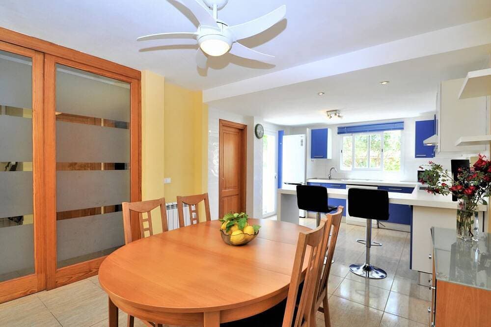 Foto 12 von 30: Villa Hugo Casa en zona residencial tranquila Bahía Grande con Piscina Privada.