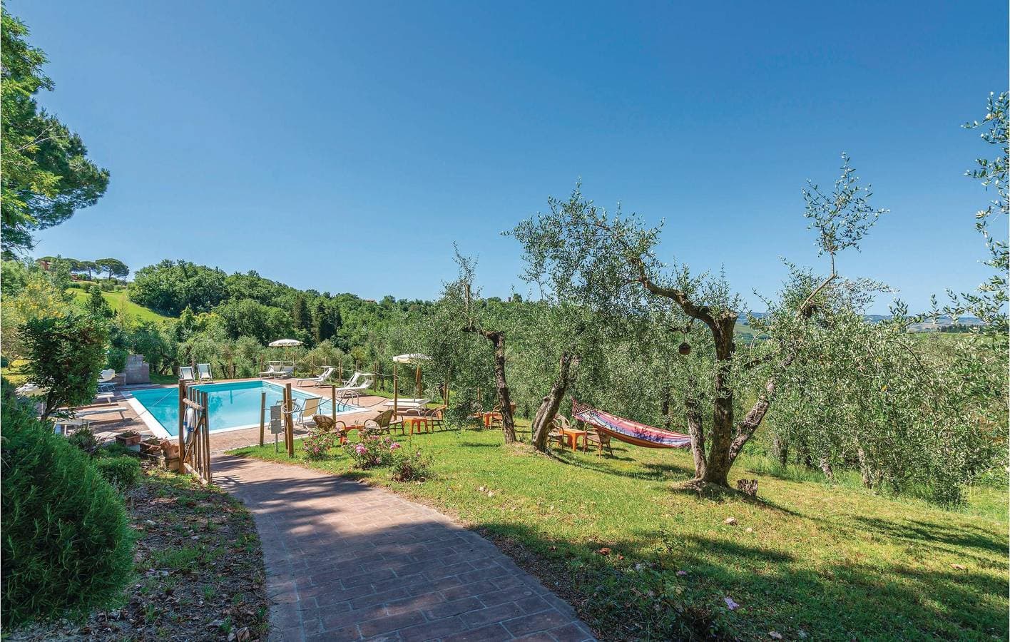 Foto 8 von 14: Appartement am Pool, Parkplatz, WiFi - 600m zum Fluss