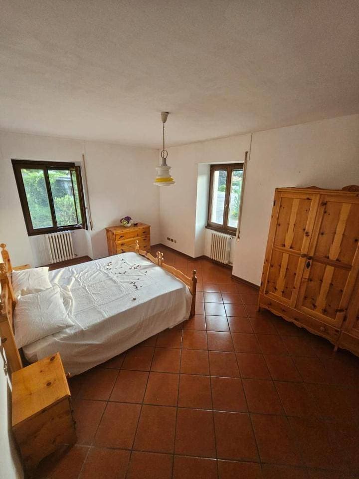 Foto 9 von 22: Three-Bedroom House
