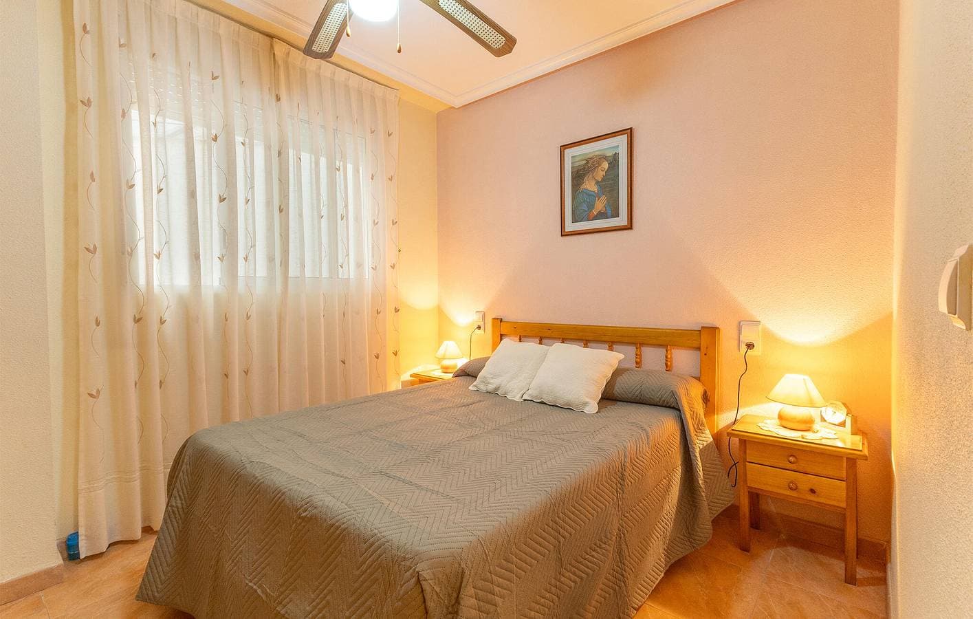 Foto 8 von 23: Gemütliches Apartment mit Terrasse, WiFi & AC 700m vom Strand entfernt