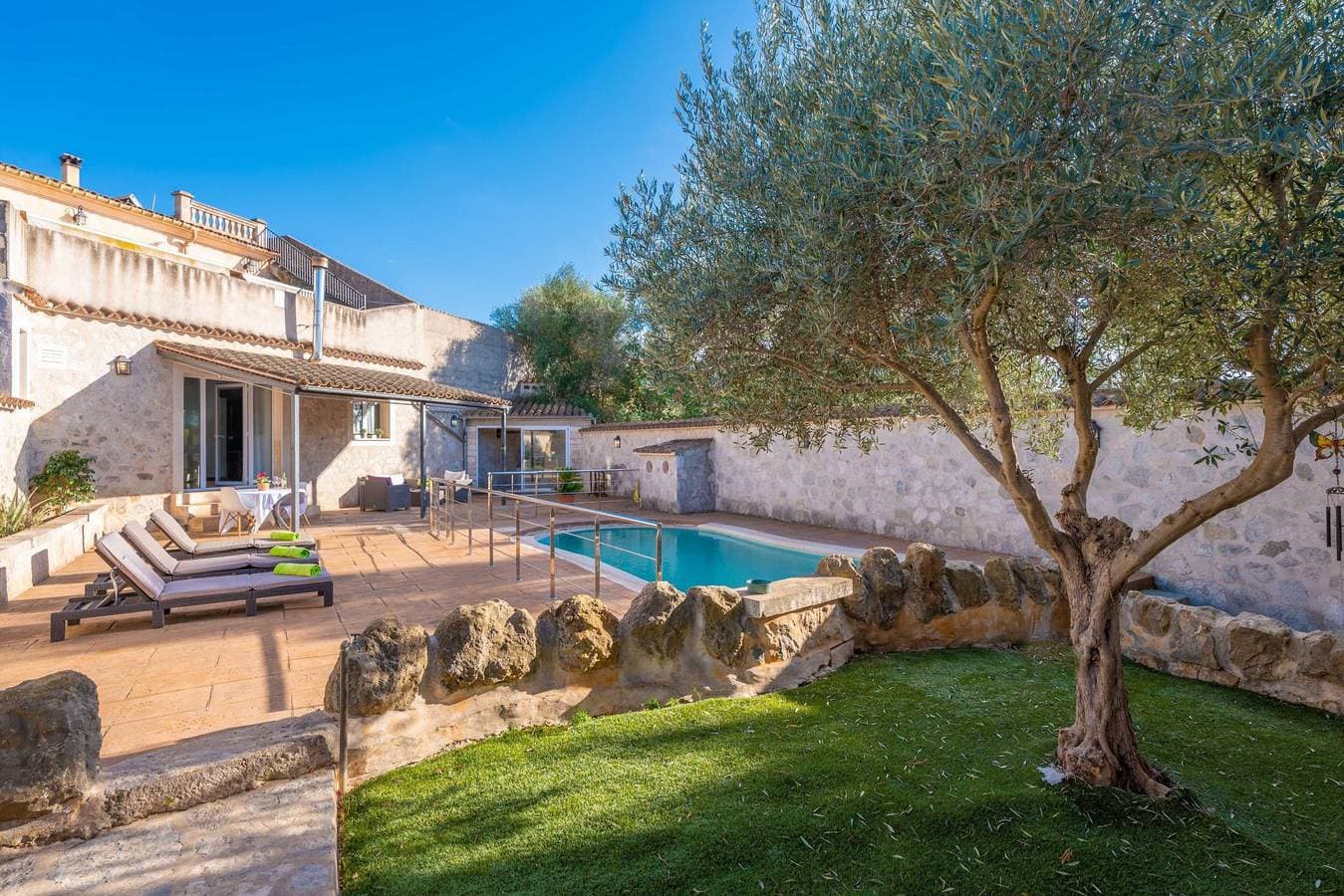Foto 2 von 41: Villalonga - Schöne Villa mit privatem Pool und kostenloses WLAN