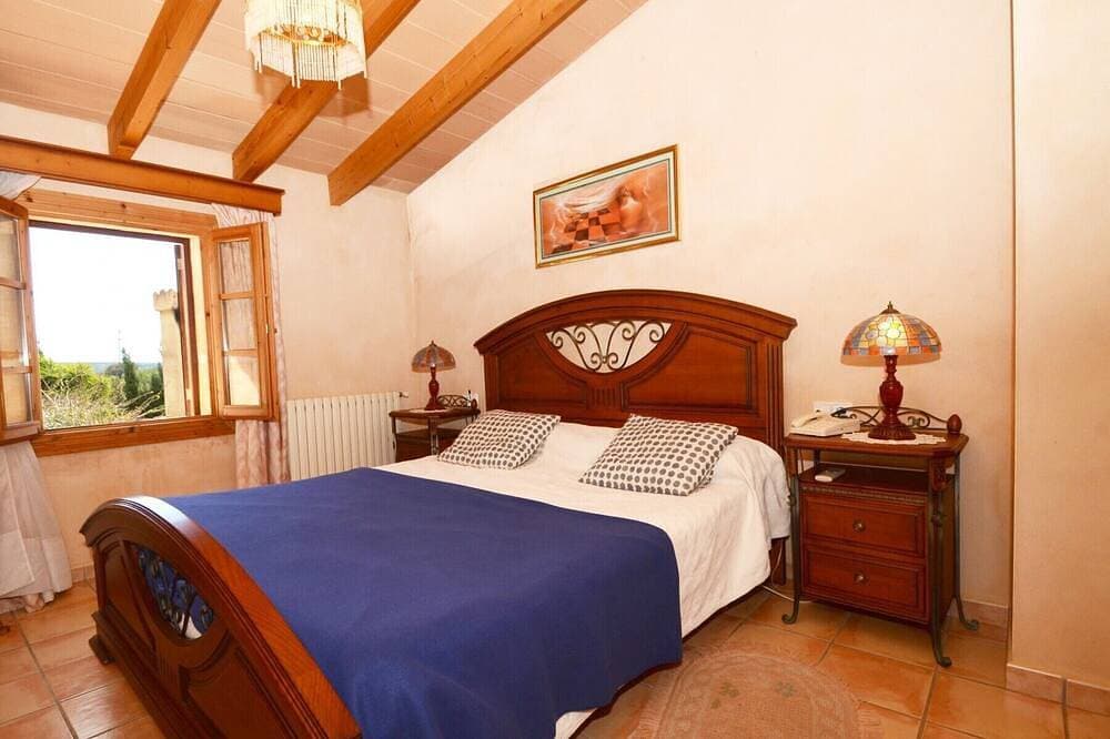Foto 6 von 30: Schöne Villa für 8 Pax, umgeben von Gärten, Pool, im Herzen von Mallorca