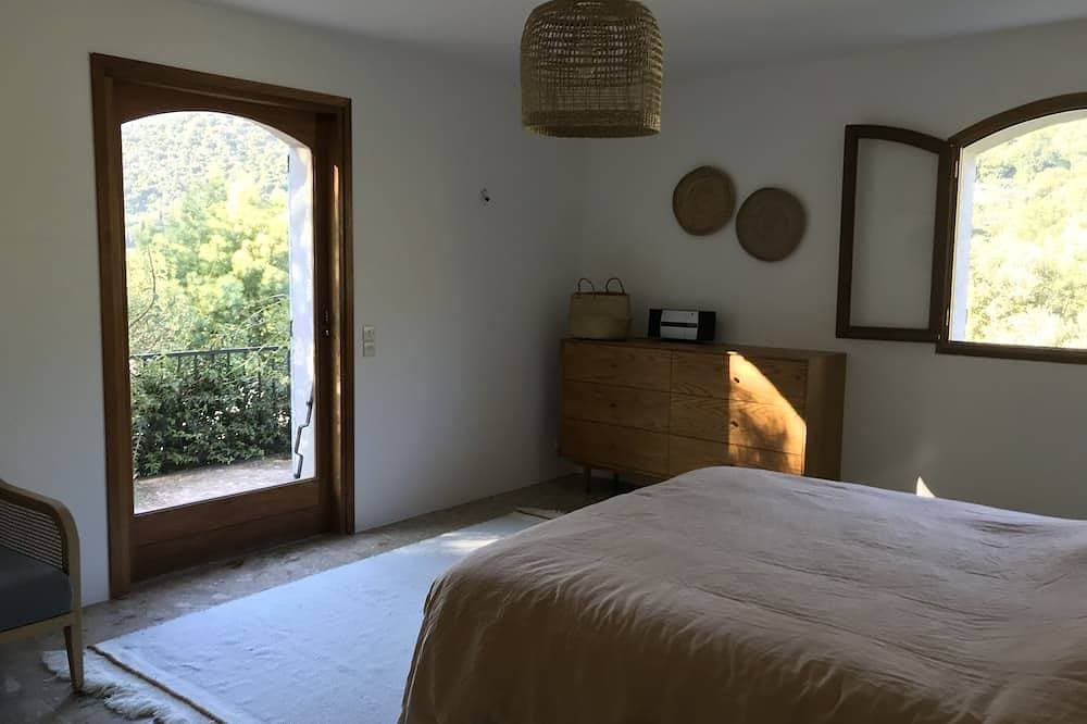 Foto 2 von 23: Hübsches Haus, 5 Schlafzimmer 300 m vom Strand entfernt.