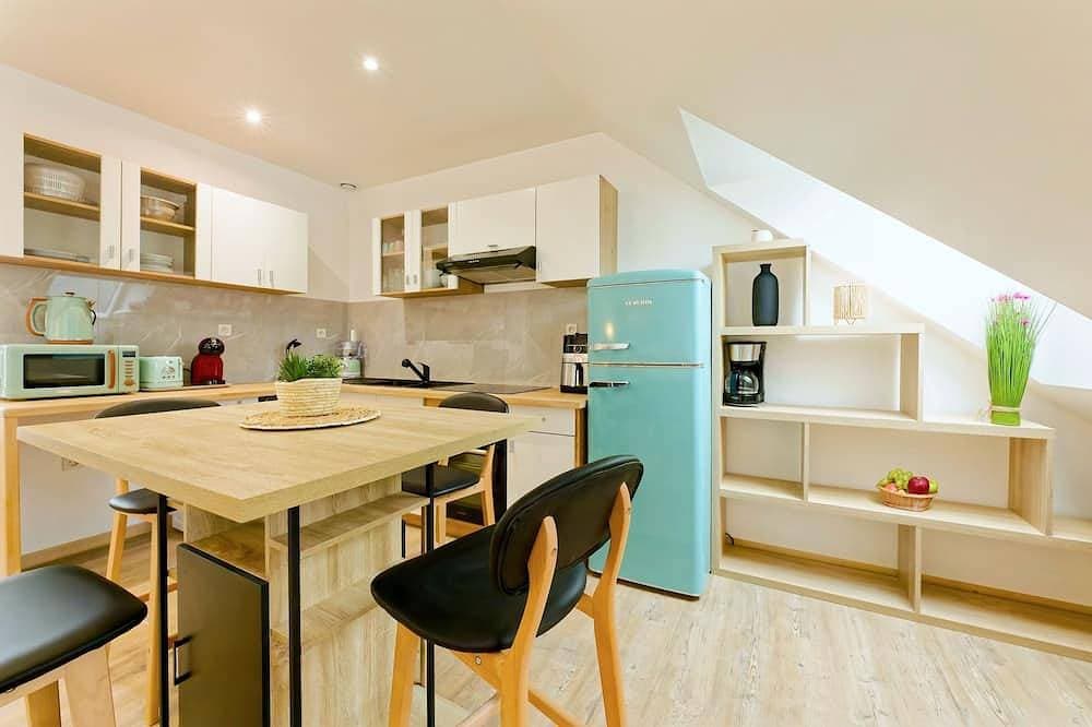 Studio Brume In the heart of PORTBAILAccess to the swimming pool 1