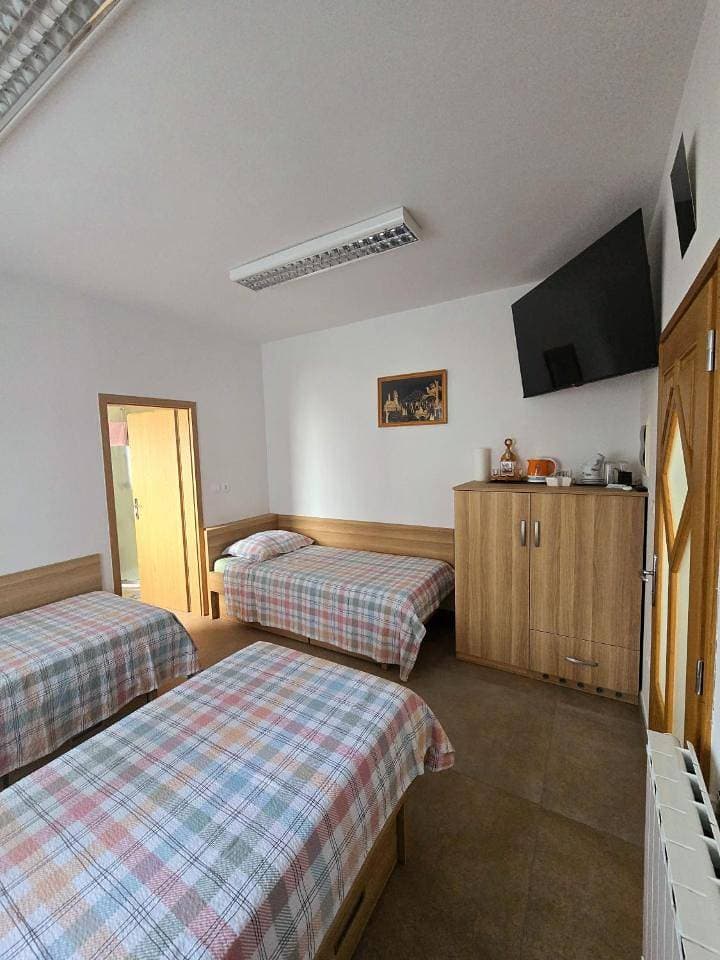 Foto 8 von 11: Standard Triple Room