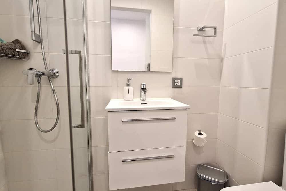 Foto 10 von 22: Spacious 3-Bedroom Apartment Near Paseo Marítimo · Son Armadams