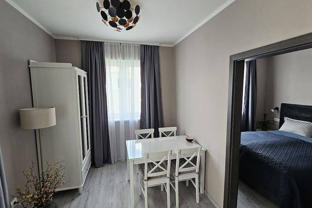 Foto 2 von 22: Bezauberndes und hundefreundliches Apartment mit Pool, Privatparkplatz, Klima