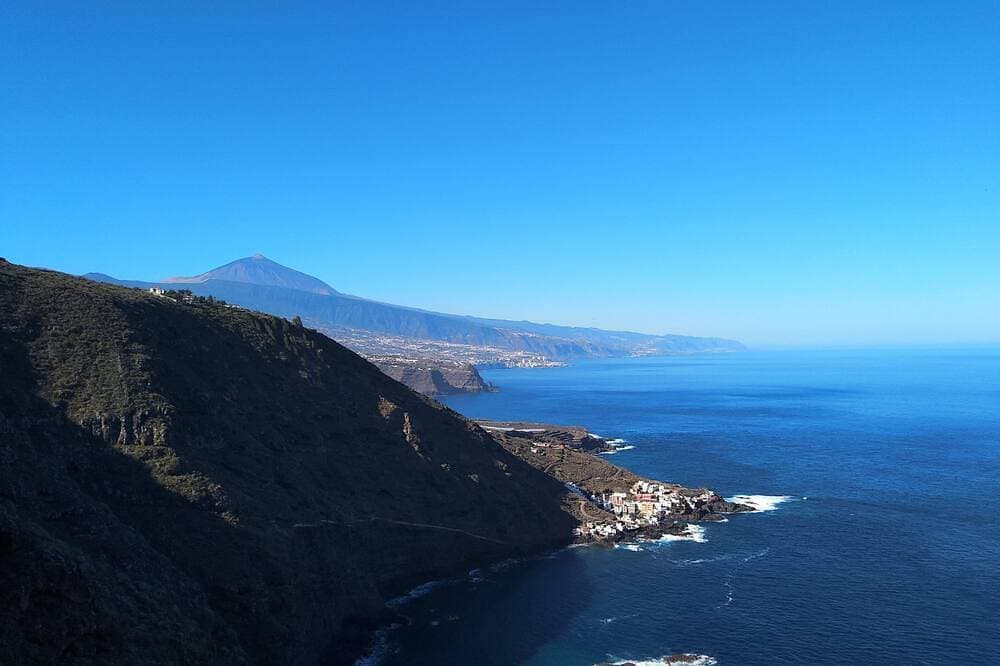 Ansichten Teide Costa Terraza Mar Parking Netflix 1