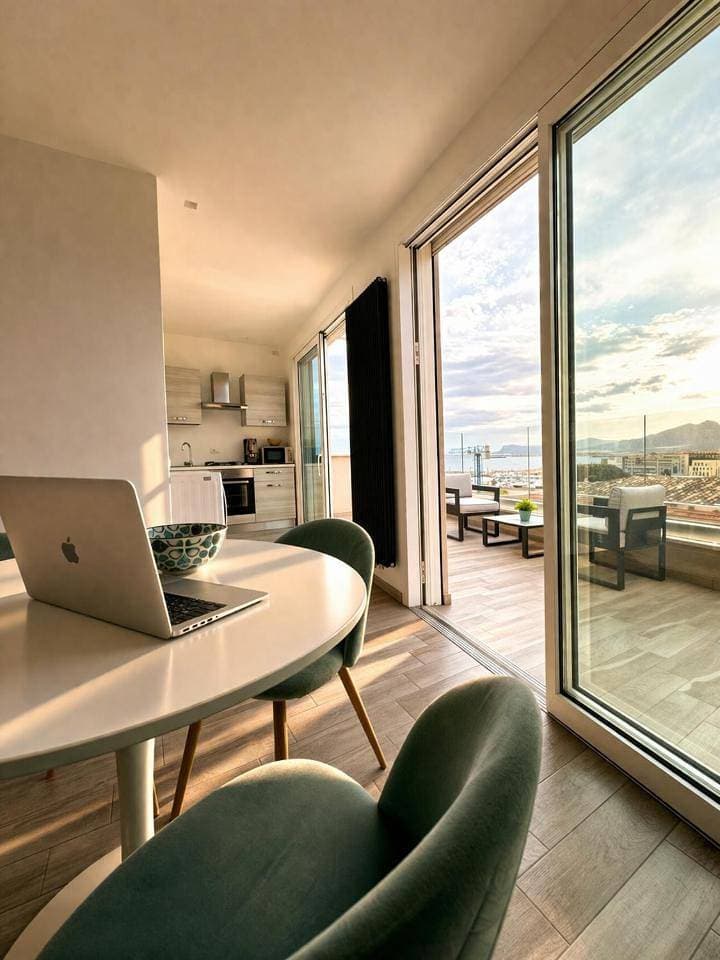Foto 7 von 17: One-Bedroom Apartment with Sea View and Terrace