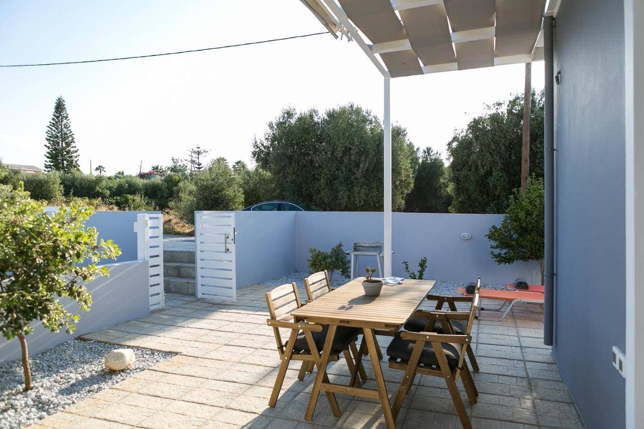 Manos Housing Units 1