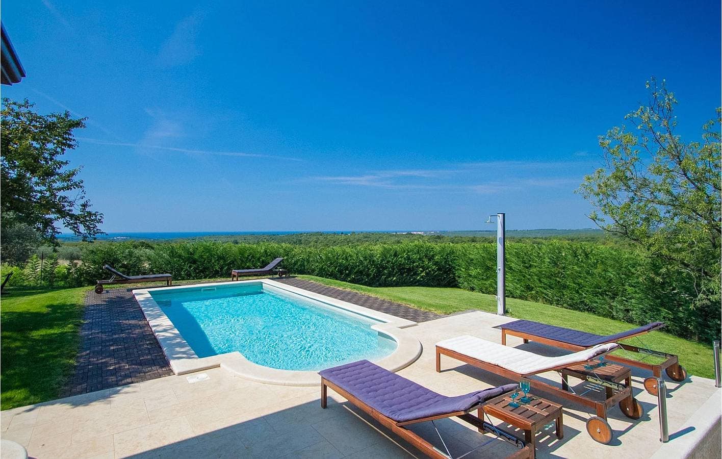 Foto 4 von 44: Modernes 2-Zimmer-Apartment mit Pool und WLAN in der Nähe der Pizzeria Capri