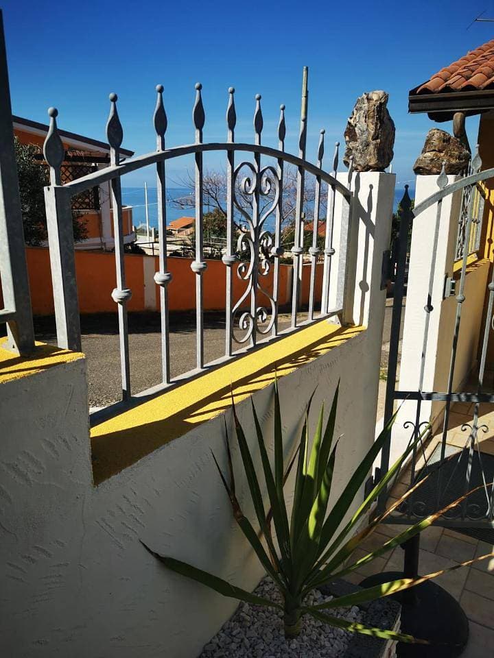 Foto 9 von 30: Studio Apartment with Sea View