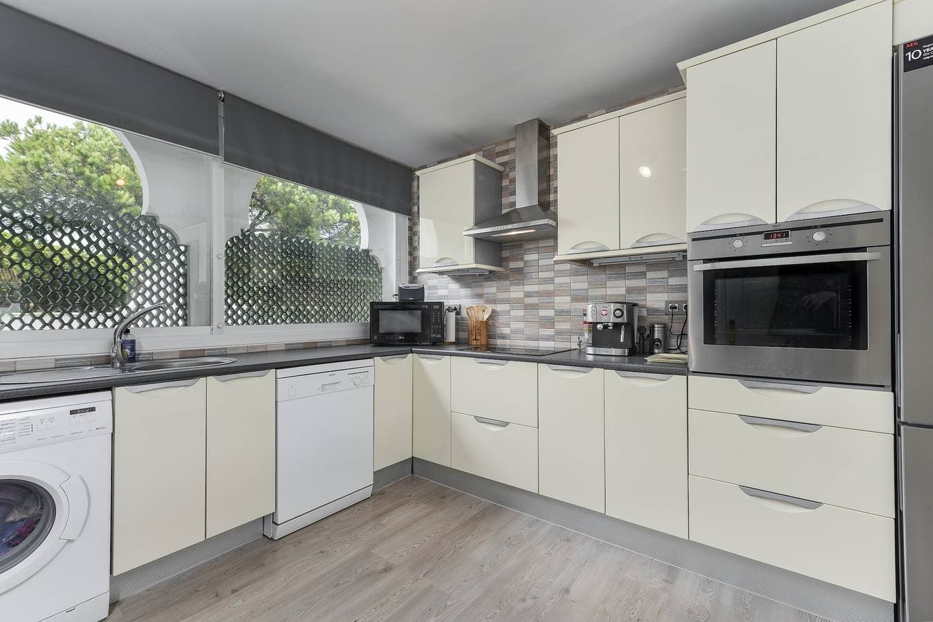 Foto 8 von 35: Wunderschönes Penthouse in El Presidente mit WLAN, 5 Pools und Tennisplätzen