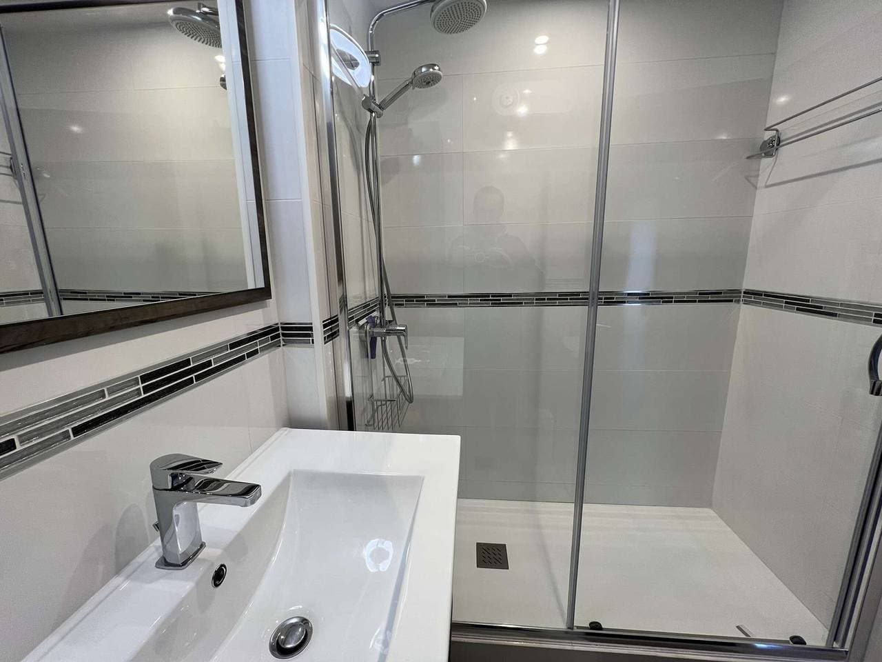 Foto 12 von 15: Studio mit Pool, Parkplatz, Klimaanlage und Haustiere erlaubt