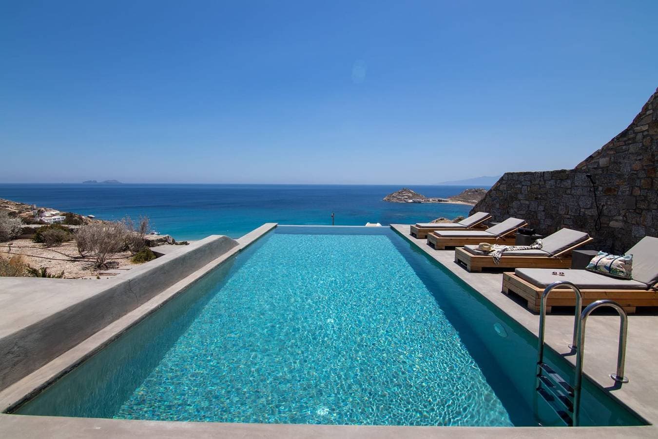 Villa 1