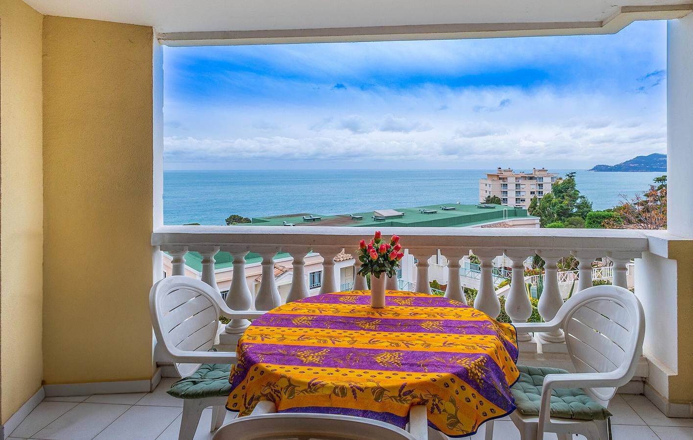 Foto 5 von 28: Appartement mit Meerblick, Pool und Parkplatz, 800m zum Strand