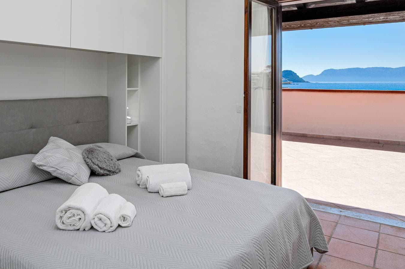 Foto 10 von 20: Ferienwohnung 'Pedra Rosa Tavolara' mit Meerblick, WLAN und Klimaanlage