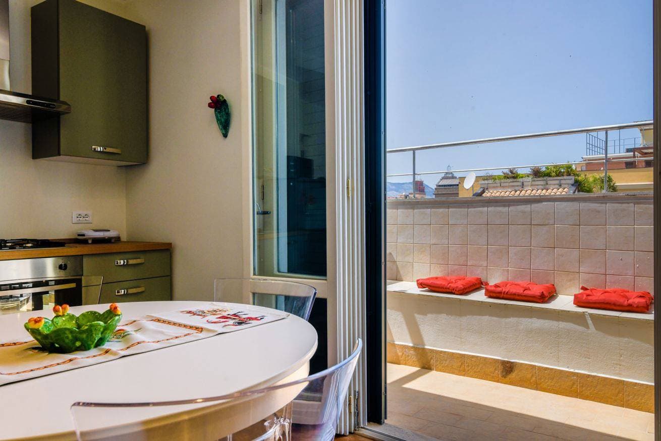 Foto 2 von 16: Ferienwohnung für 2 Personen mit Balkon/Terrasse