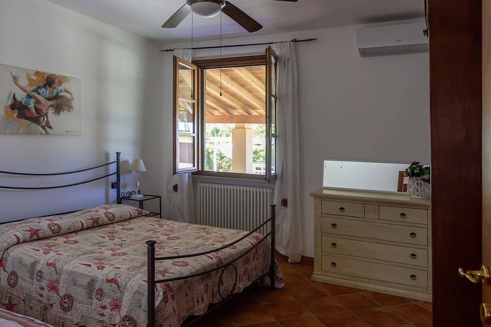 Foto 3 von 30: Villa with high comfort with pool near the sea, dish & washing maschine,